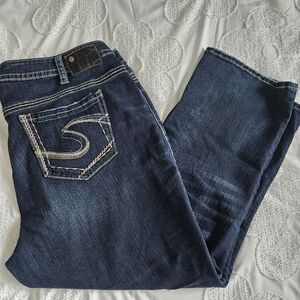 Silver Fluid Denim Suki Mid Capri size 18 EUC